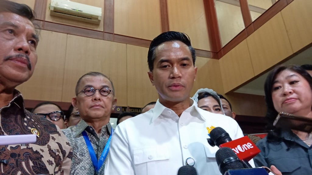 KADIN Ungkap 6 Tekanan Ekonomi Global yang Ancam Indonesia KADIN Ungkap 6 Tekanan Ekonomi Global yang Ancam Indonesia