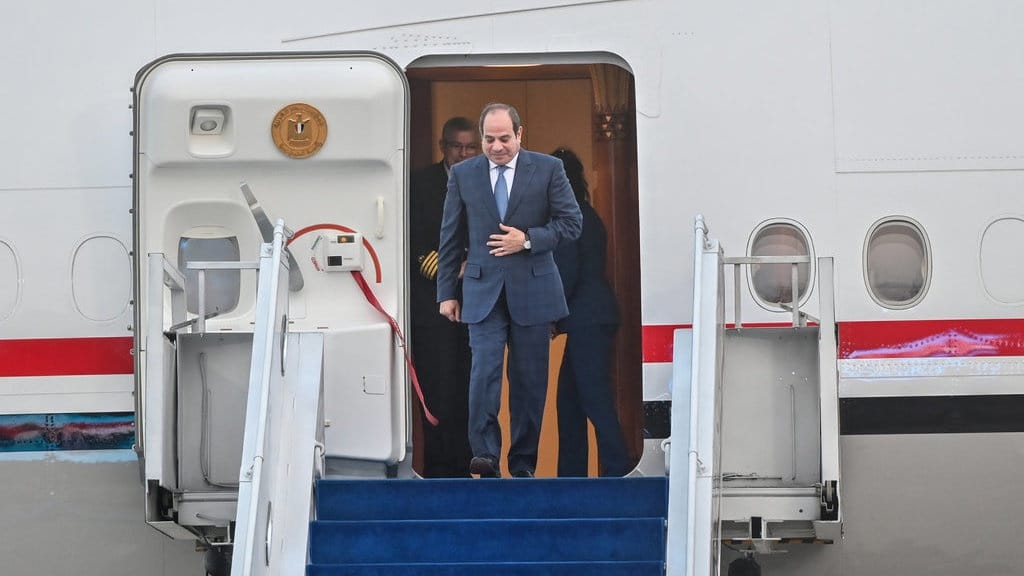 Parlemen Mesir Sahkan Dukungan Militer Bantu Saudi Lawan Houthi Parlemen Mesir Sahkan Dukungan Militer Bantu Saudi Lawan Houthi