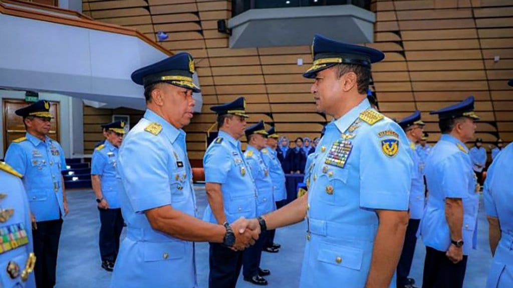 Rombak Jajaran, KSAU Ganti 11 Pejabat Strategis TNI AU Rombak Jajaran, KSAU Ganti 11 Pejabat Strategis TNI AU
