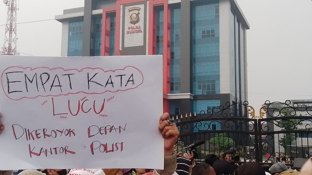 Jurnalis Dikeroyok: Koalisi Pers Sumsel Desak Copot Dirintelkam Jurnalis Dikeroyok: Koalisi Pers Sumsel Desak Copot Dirintelkam