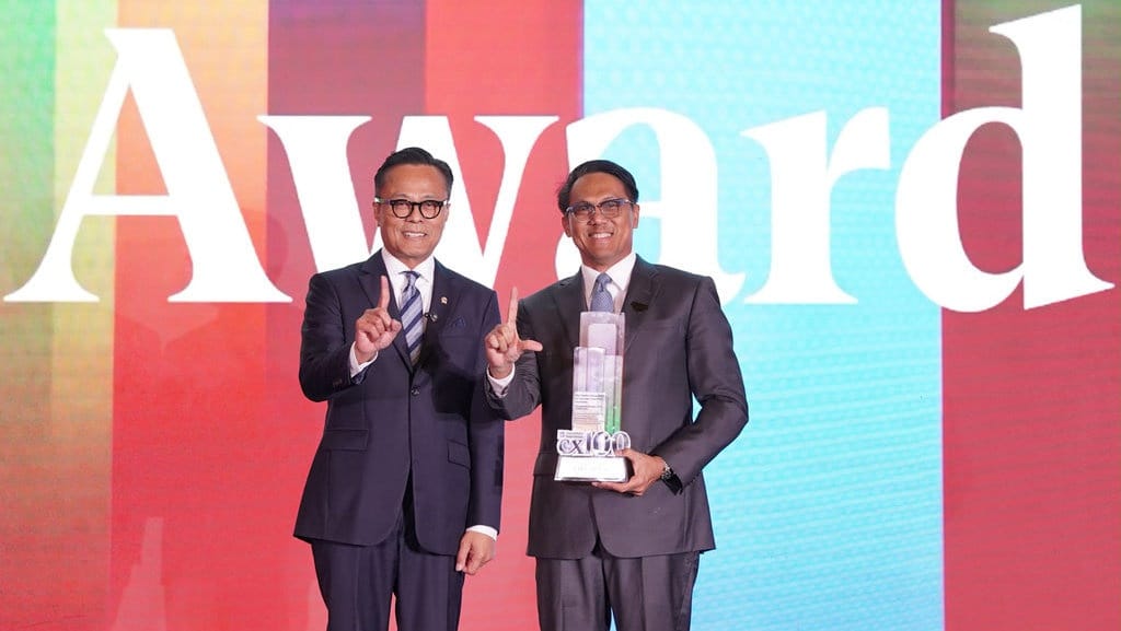 Bank Mandiri Jadi BUMN dengan Layanan Terbaik versi CX100 Bank Mandiri Jadi BUMN dengan Layanan Terbaik versi CX100