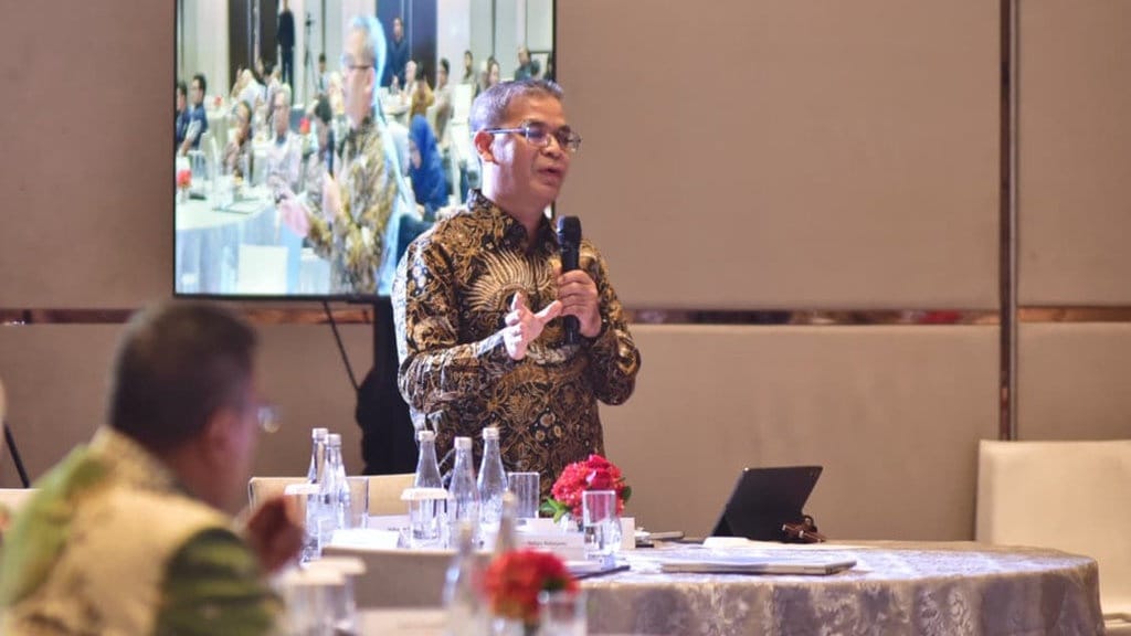 Sokoguru Policy Series: Wadah Kolaborasi untuk Ketahanan Energi Sokoguru Policy Series: Wadah Kolaborasi untuk Ketahanan Energi