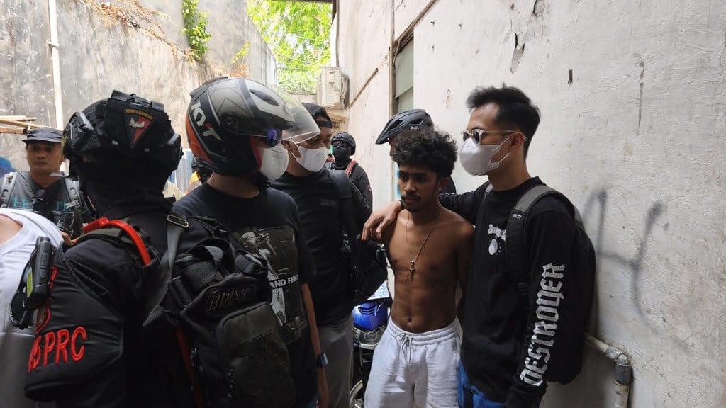 Kampung Ambon Digerebek Lagi, Ada Jejak Graffiti 'Alamo' Kampung Ambon Digerebek Lagi, Ada Jejak Graffiti 'Alamo'