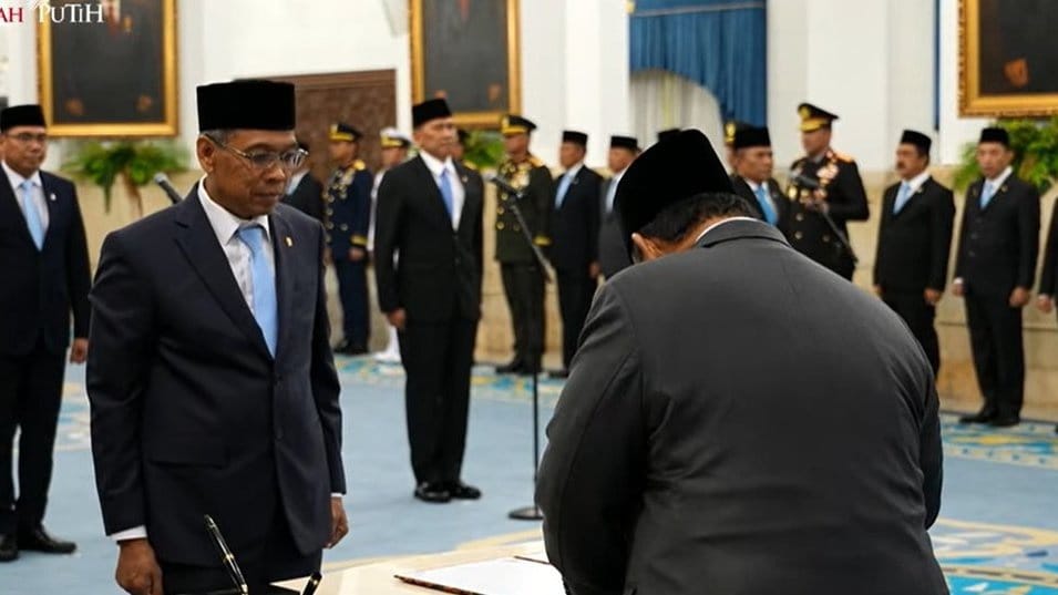 Satyawan Pudyatmoko Dilantik Jadi Kepala Badan Pengelola Gambut Satyawan Pudyatmoko Dilantik Jadi Kepala Badan Pengelola Gambut