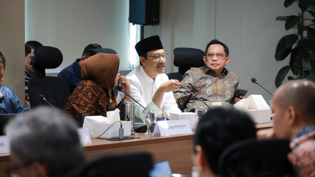 Gus Ipul: Digitalisasi Bansos Perkuat Akurasi dan Transparansi Gus Ipul: Digitalisasi Bansos Perkuat Akurasi dan Transparansi