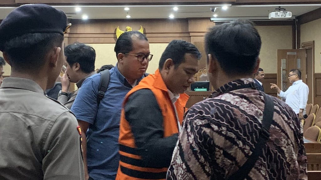 Eks Kasi Intelijen P2 Bea Cukai Orlando Dituntut 7,5 Tahun Bui Eks Kasi Intelijen P2 Bea Cukai Orlando Dituntut 7,5 Tahun Bui