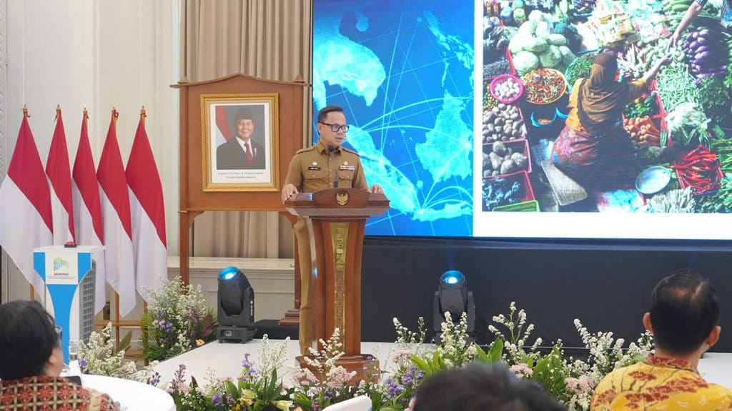 Wamendagri Bima Dorong Perluasan Akses Keuangan di Daerah Wamendagri Bima Dorong Perluasan Akses Keuangan di Daerah