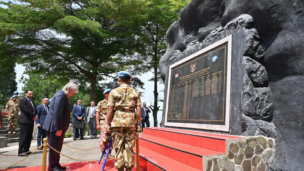 Kunjungi Sentul, Sekjen PBB Hormati Prajurit TNI yang Gugur Kunjungi Sentul, Sekjen PBB Hormati Prajurit TNI yang Gugur
