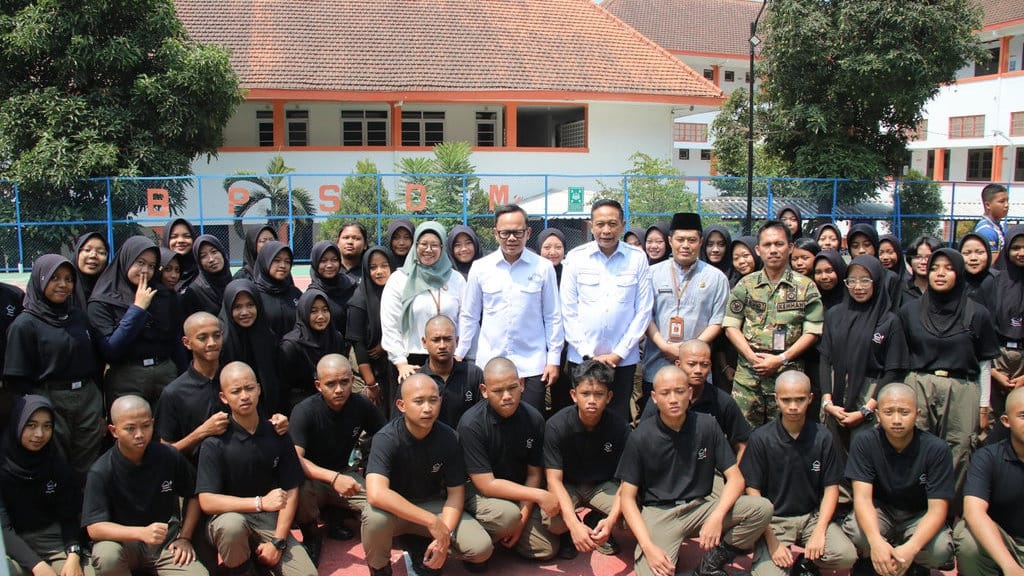 Wamendagri Bima Dorong Sekolah Rakyat Jangkau Lebih Banyak Anak Wamendagri Bima Dorong Sekolah Rakyat Jangkau Lebih Banyak Anak