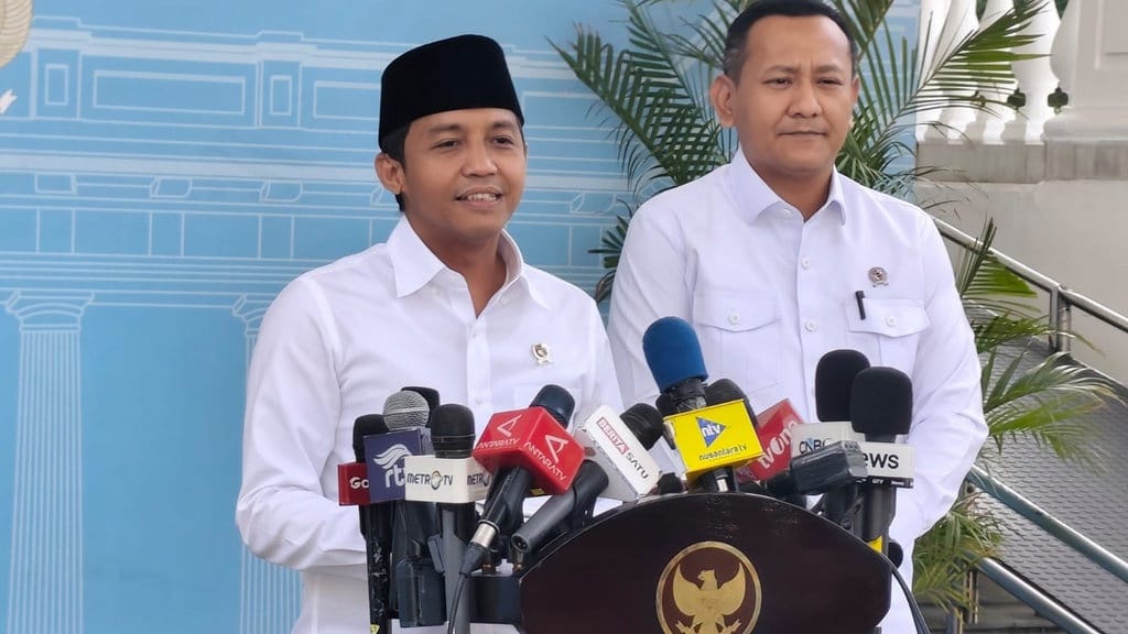 Menhut Bekukan Izin 6 Perusahaan terkait Karhutla, Total Jadi 32 Menhut Bekukan Izin 6 Perusahaan terkait Karhutla, Total Jadi 32