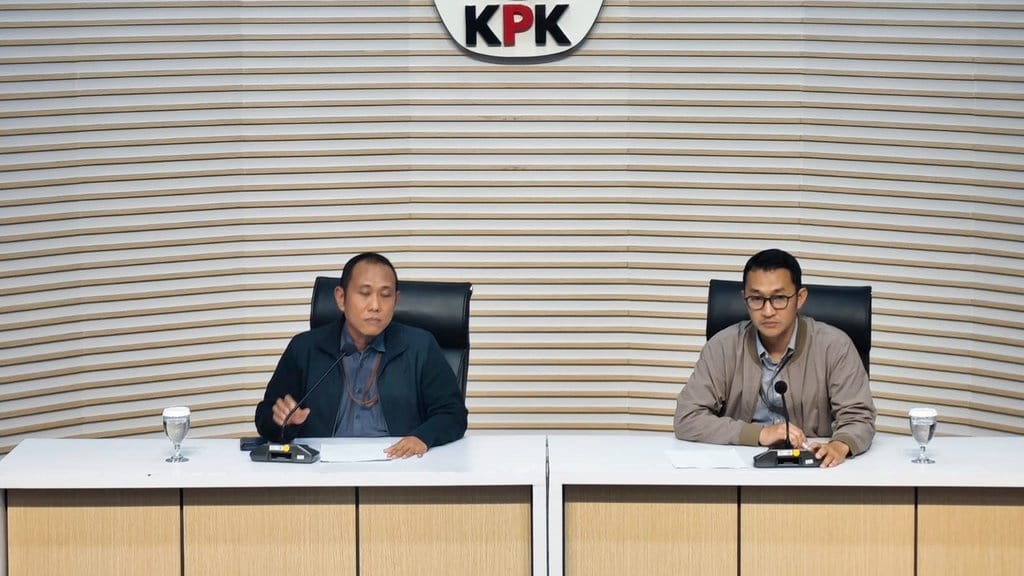 KPK Tahan 7 Tersangka Baru Kasus Proyek Jalan Nasional di Sumut KPK Tahan 7 Tersangka Baru Kasus Proyek Jalan Nasional di Sumut