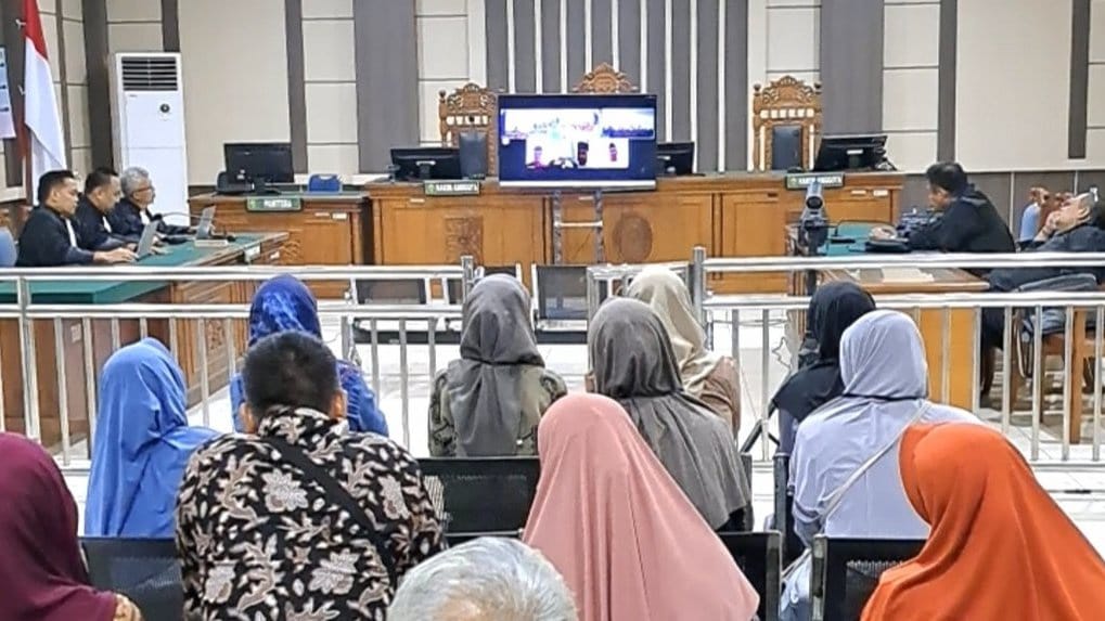 Tiga Kades Pati Komplotan Sudewo Divonis 4-6 Tahun Penjara Tiga Kades Pati Komplotan Sudewo Divonis 4-6 Tahun Penjara