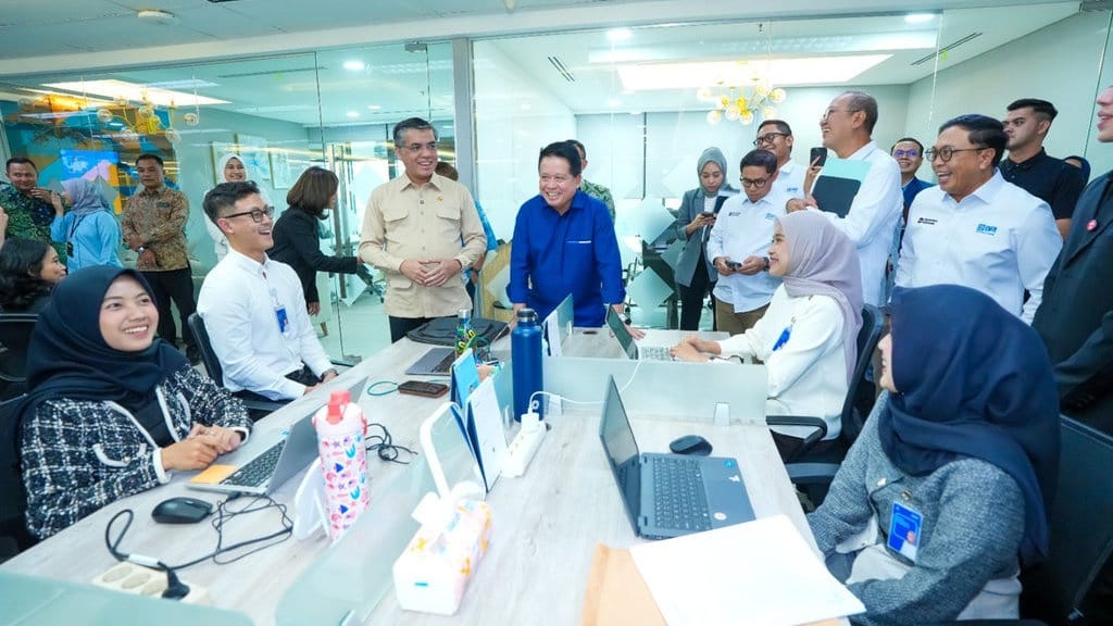 Menaker Apresiasi Program Magang Nasional BRI untuk Talenta Muda Menaker Apresiasi Program Magang Nasional BRI untuk Talenta Muda
