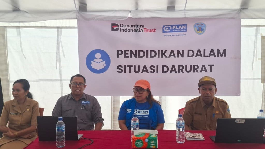 Plan Indonesia Pulihkan Hak Pendidikan Anak Pascagempa Flores Plan Indonesia Pulihkan Hak Pendidikan Anak Pascagempa Flores