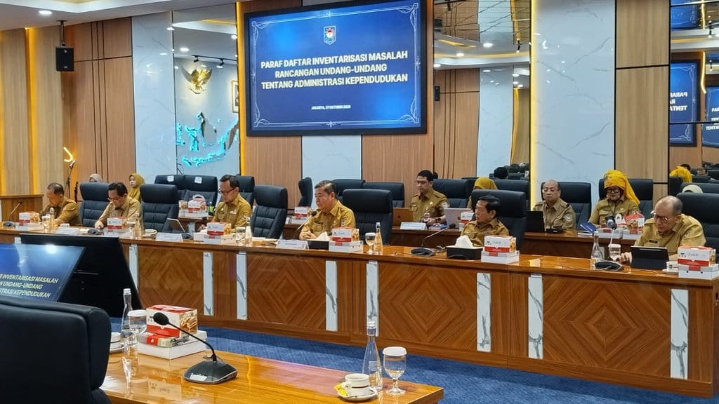 Kemendagri Harap RUU Adminduk Dukung Perbaikan Data Kependudukan Kemendagri Harap RUU Adminduk Dukung Perbaikan Data Kependudukan