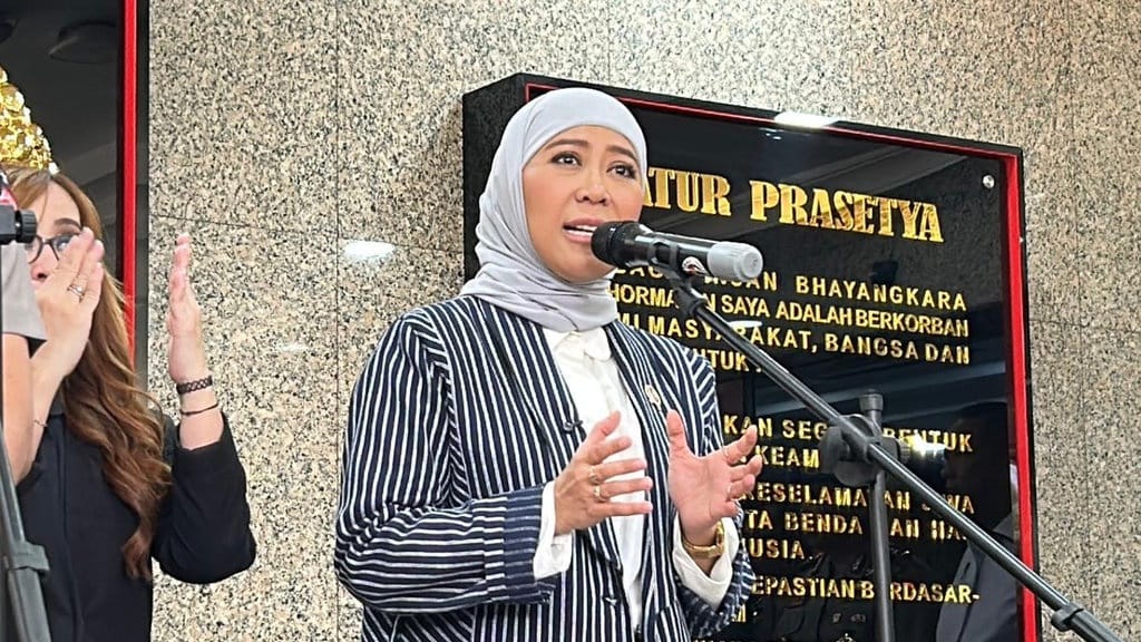 Meutya Adukan Pencurian Kabel Internet dan Komponen BTS ke Polri Meutya Adukan Pencurian Kabel Internet dan Komponen BTS ke Polri