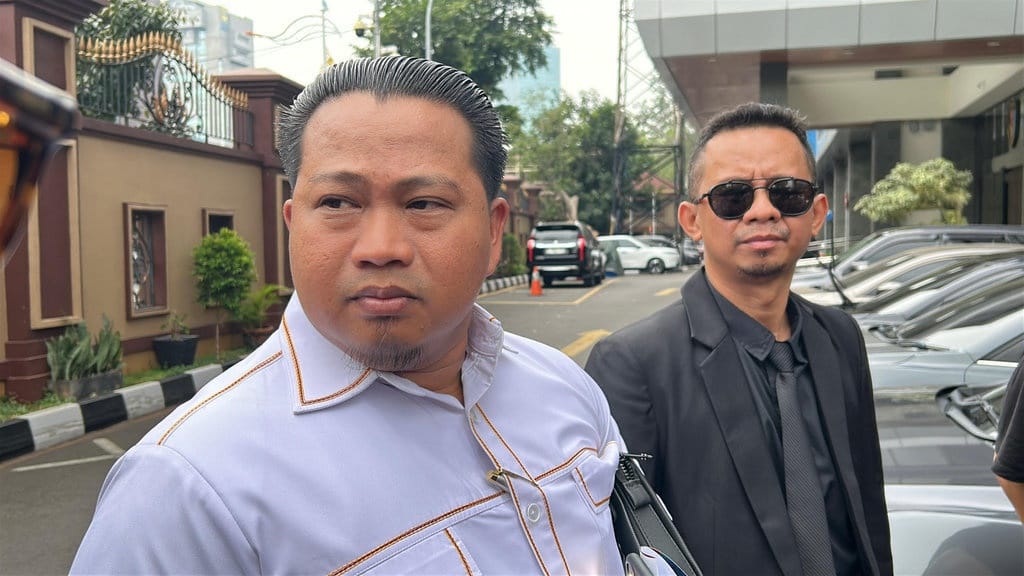Nelayan Bulukumba Tewas Dianiaya Polisi di Tahanan Polsek Kajang Nelayan Bulukumba Tewas Dianiaya Polisi di Tahanan Polsek Kajang