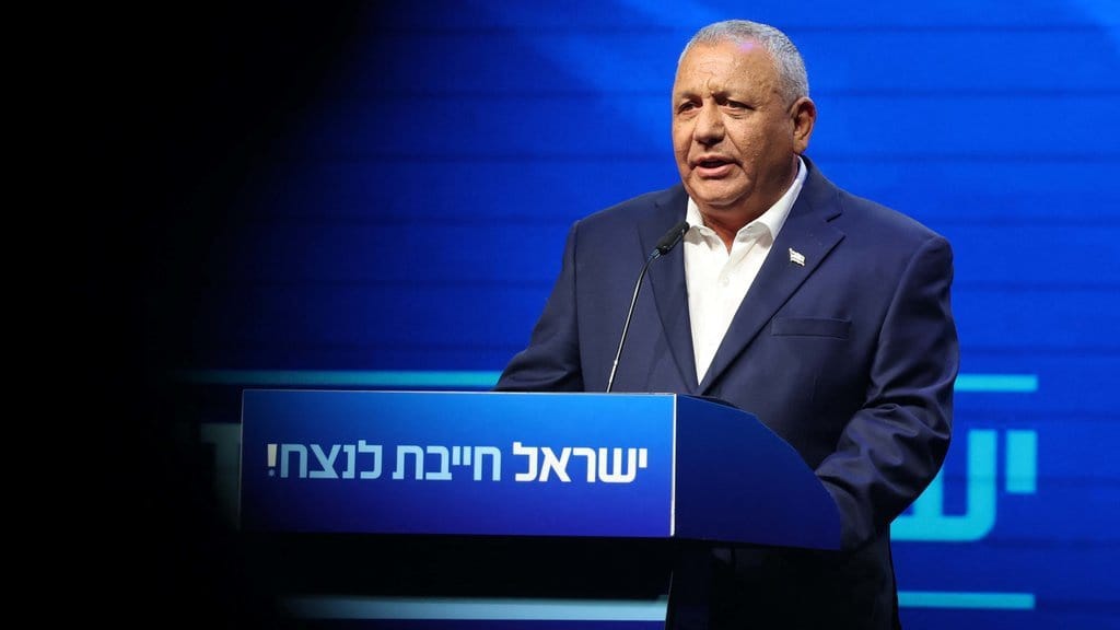 Sosok Gadi Eisenkot, Musuh Netanyahu di Pemilu & Arah Politiknya Sosok Gadi Eisenkot, Musuh Netanyahu di Pemilu & Arah Politiknya