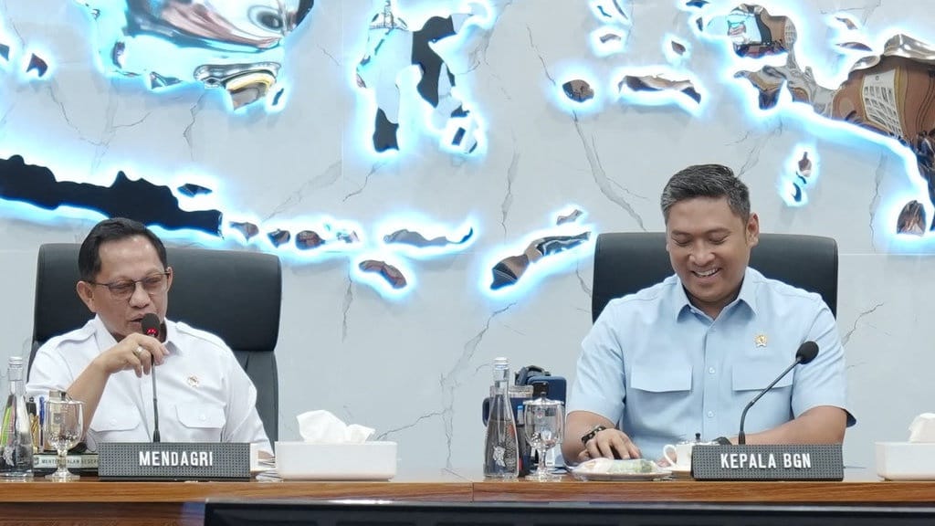 Mendagri Terbitkan SE agar Pemda Perkuat Pengawasan terhadap MBG Mendagri Terbitkan SE agar Pemda Perkuat Pengawasan terhadap MBG