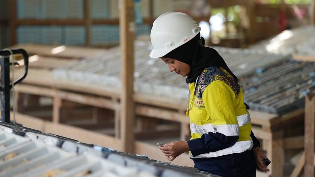 Merdeka Gold Resources Siapkan Program Eksplorasi US$11,4 Juta Merdeka Gold Resources Siapkan Program Eksplorasi US$11,4 Juta