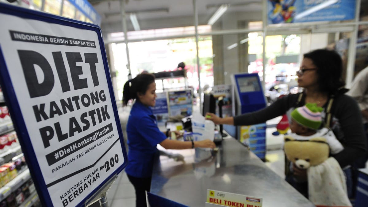 YLKI: 40 Persen Konsumen Tak Lagi Gunakan Tas Plastik