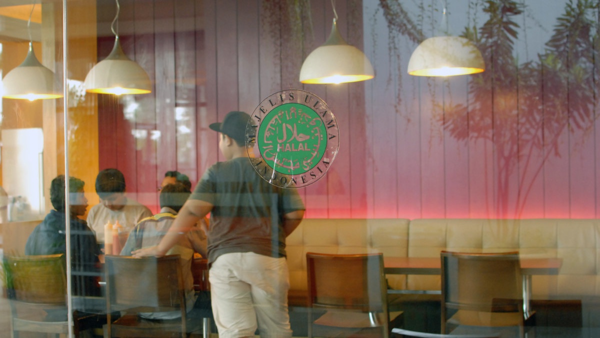 Menaksir Isi Pundi-Pundi MUI Menaksir Isi Pundi-Pundi MUI