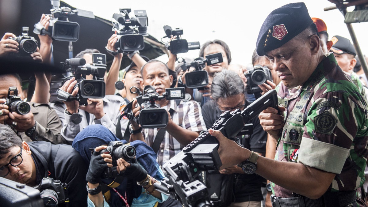 Panglima TNI: Neoliberalisme Lebih Bahaya Ketimbang Komunisme Panglima TNI: Neoliberalisme Lebih Bahaya Ketimbang Komunisme