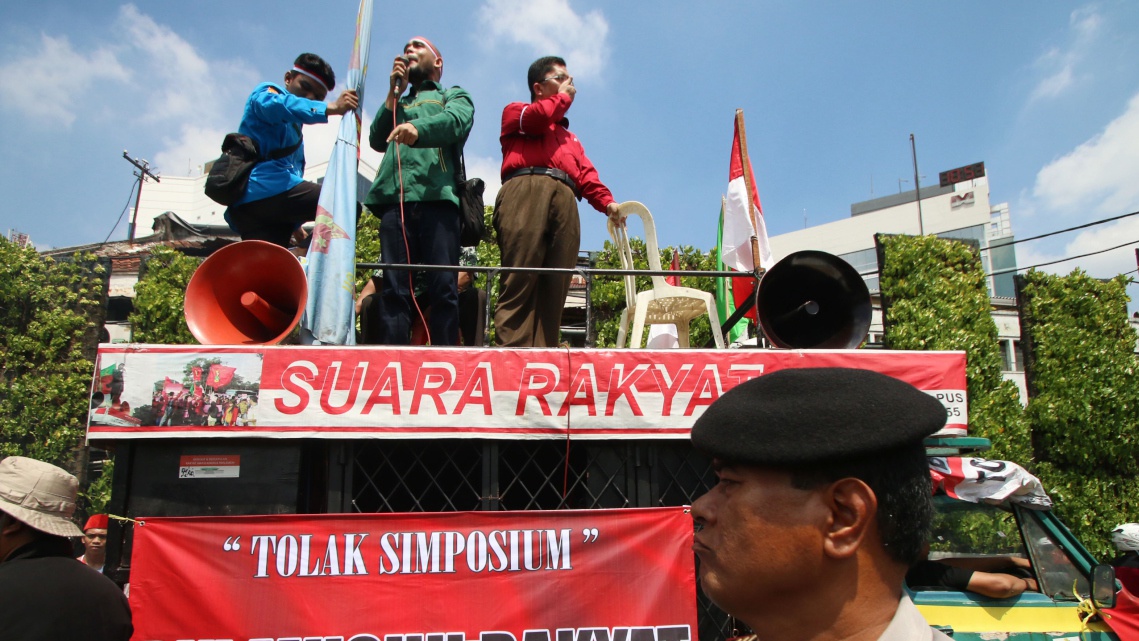 Mantan Wapres Tri Sutrisno Hadiri Simposium Antikomunisme