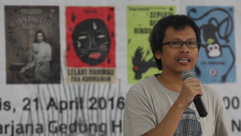 Sinopsis Novel Cantik Itu Luka yang Dikarang Eka Kurniawan Sinopsis Novel Cantik Itu Luka yang Dikarang Eka Kurniawan