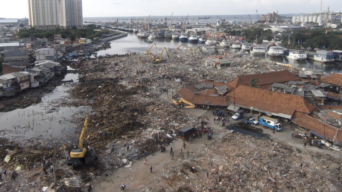 Warga Nilai Revitalisasi Luar Batang Sarat Kepentingan Warga Nilai Revitalisasi Luar Batang Sarat Kepentingan