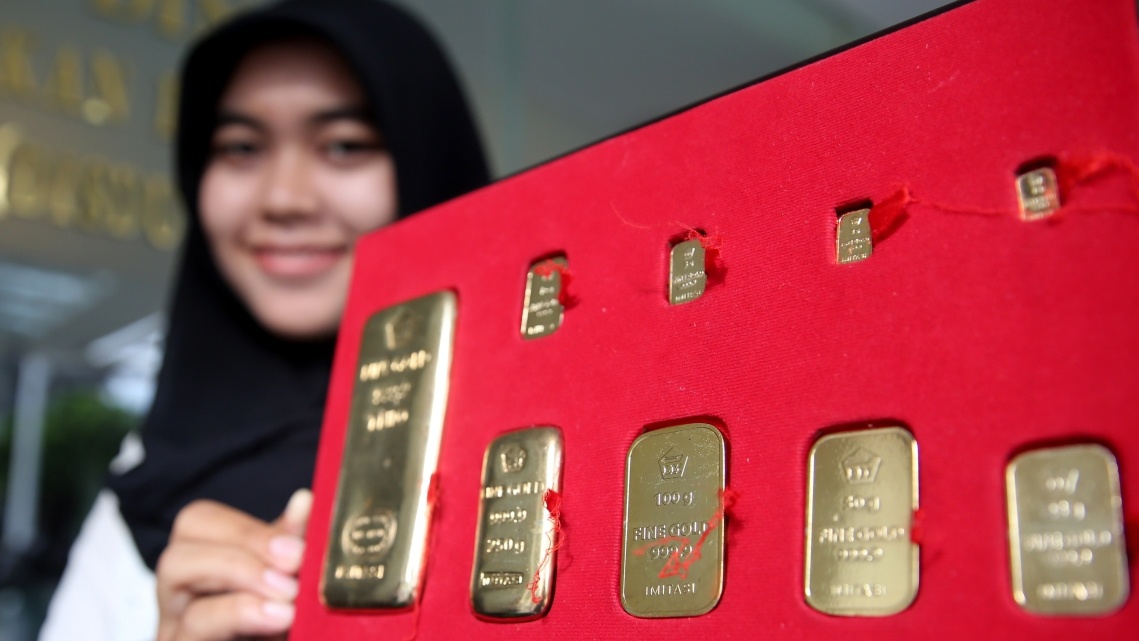 Tips Membeli Emas Batangan di Tengah Ancaman Resesi 2023