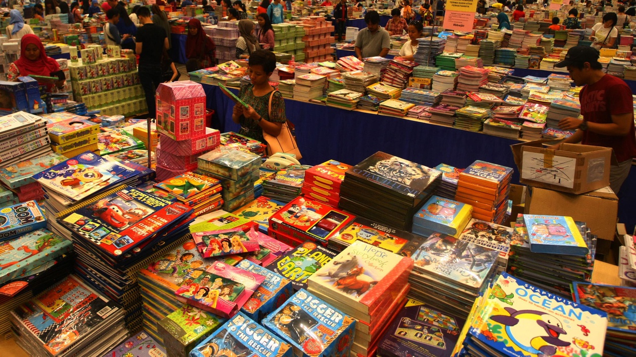 Big Bad Wolf, Beli Dulu Baca Belakangan