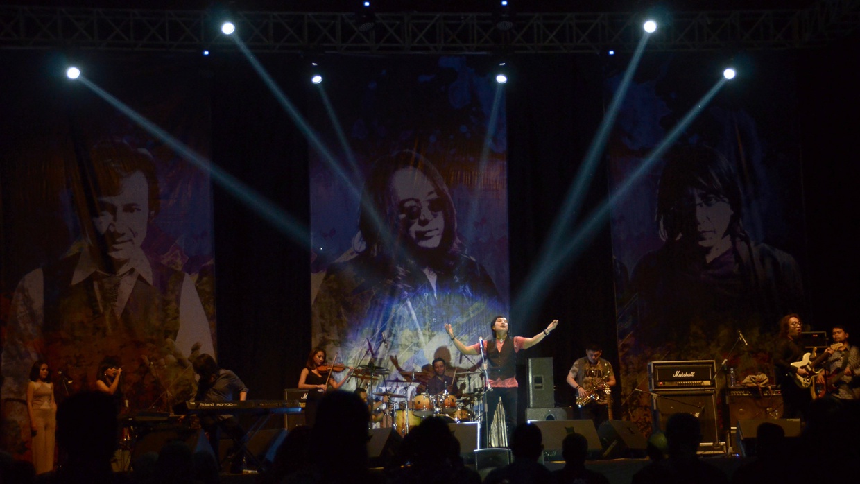 Yang Tua, Yang Reuni