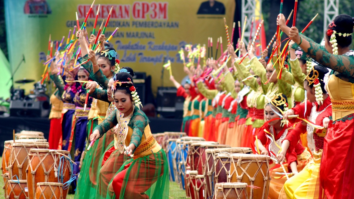 Kenali Teknik Bermain Alat Musik Tradisional Berdasarkan Bentuknya