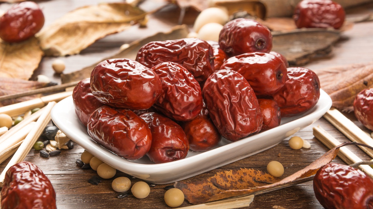 Apa Manfaat Buah Kurma Bagi Kesehatan dan Kandungan Nutrisinya Apa Manfaat Buah Kurma Bagi Kesehatan dan Kandungan Nutrisinya