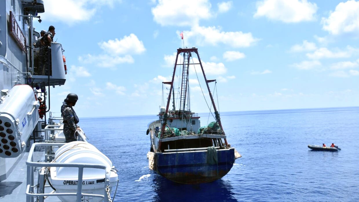 Bukti Penangkapan Kapal Cina Bukti Penangkapan Kapal Cina