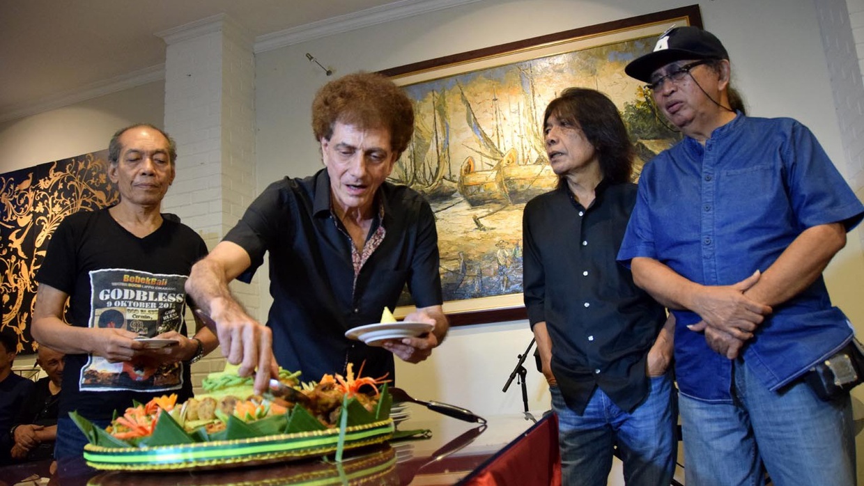 Syukuran God Bless Untuk Album Ketujuh
