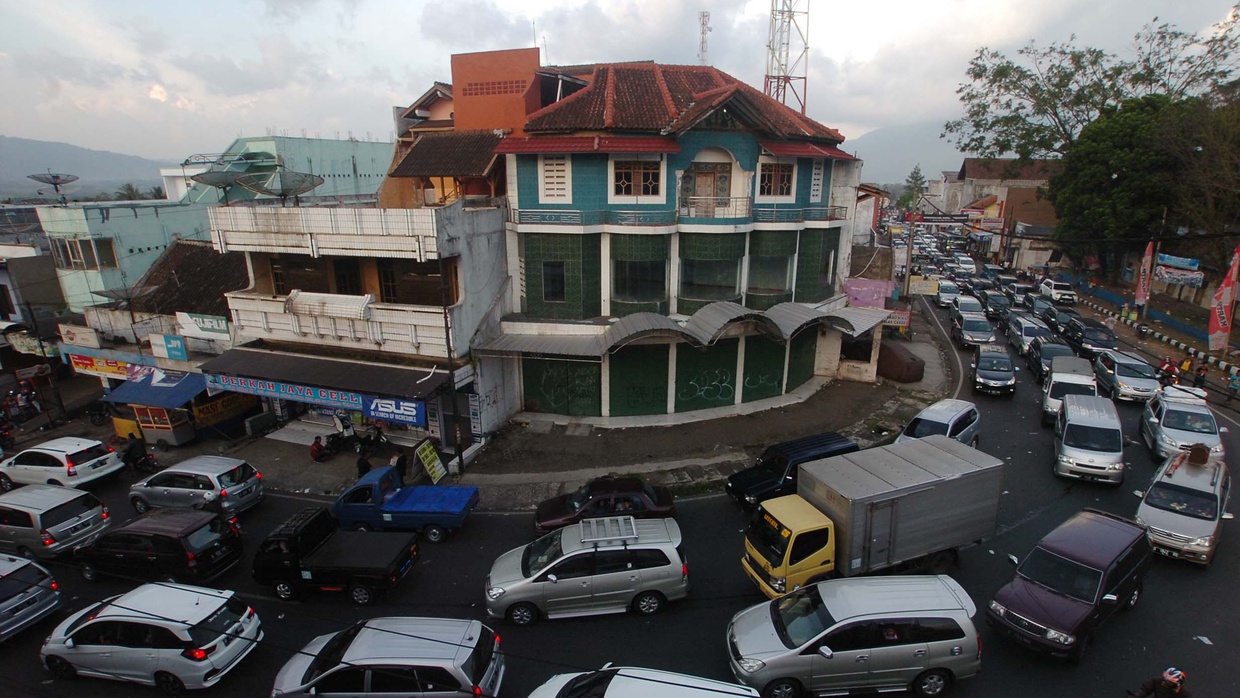 Pemudik di Jalur Selatan Meningkat Tajam