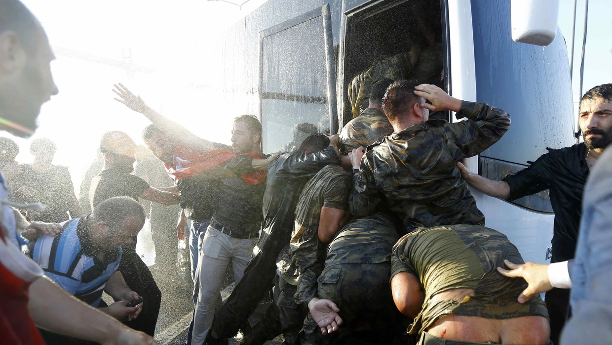 Pasca Kudeta 2.745 Jaksa dan Hakim akan Ditangkap