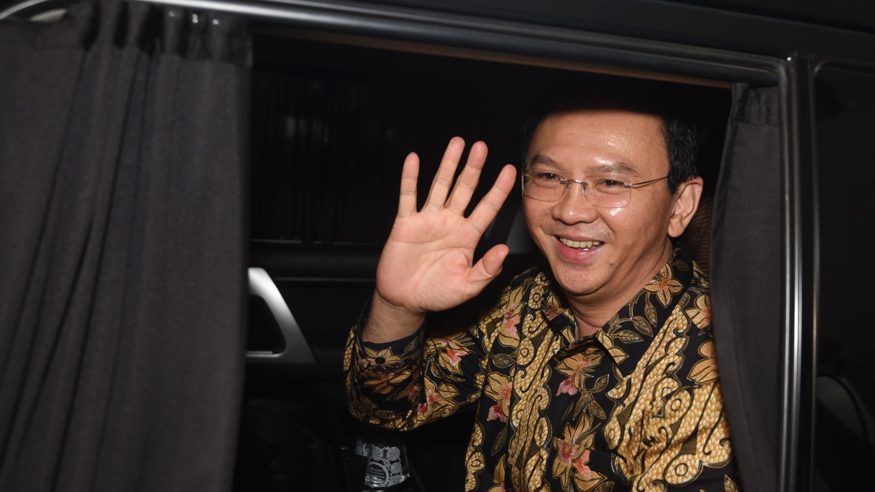Videotron di Jaksel Tayangkan Konten Porno, Ahok Lapor Polisi