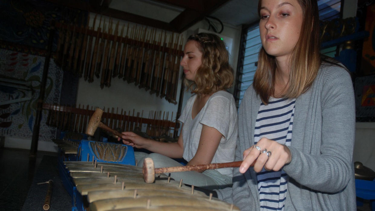 Penjelasan Gegar Budaya atau Shock Culture dan Cara Mengatasi
