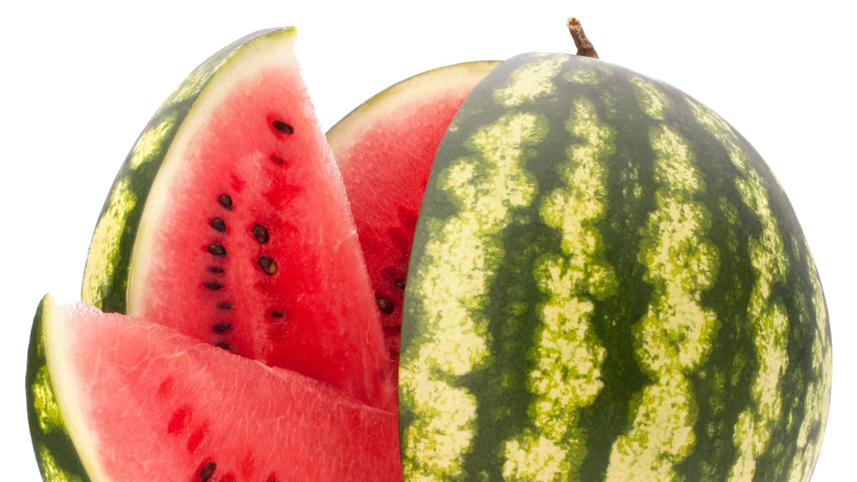 Diet Sehat Saat Puasa & 9 Cara Tetap Terhidrasi Tanpa Minum Air