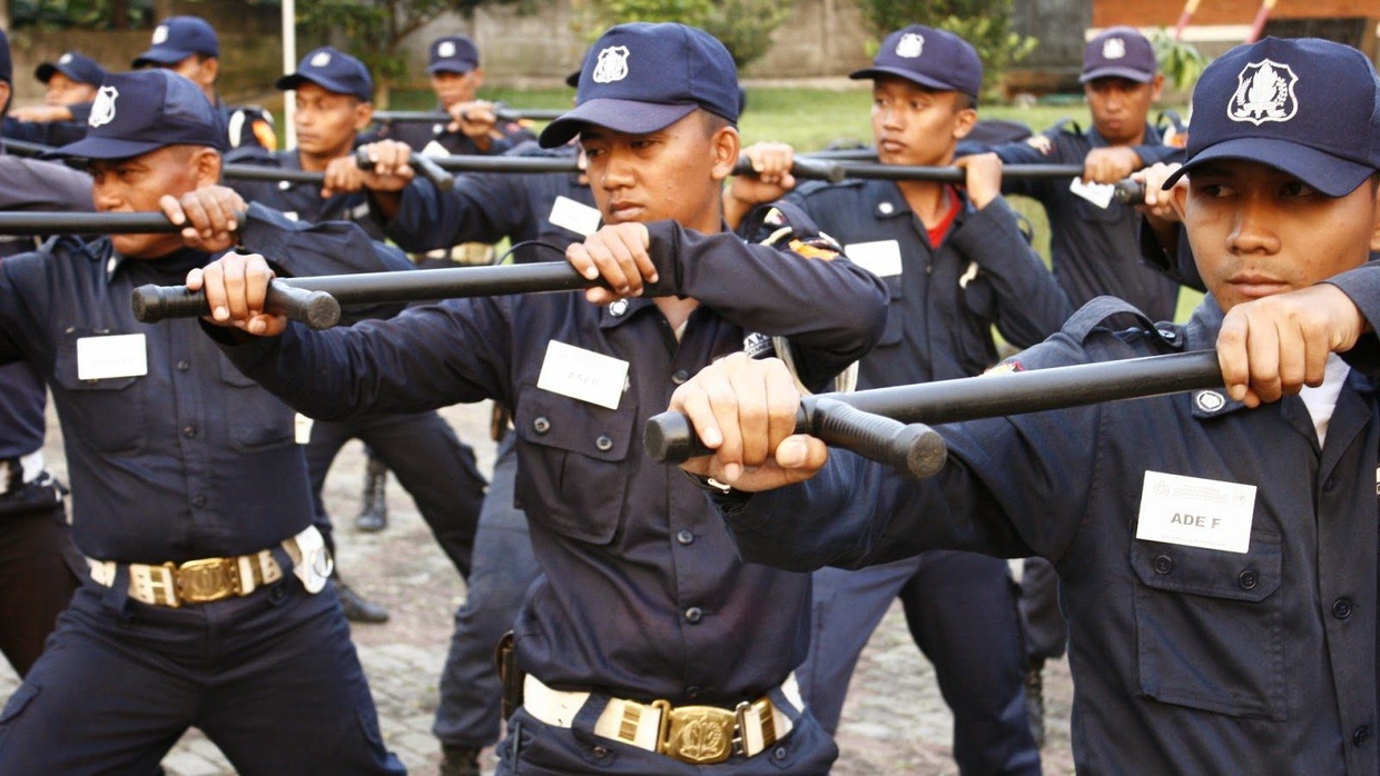 Kapolri Ubah Seragam Satpam Jadi Warna Cokelat seperti Polisi