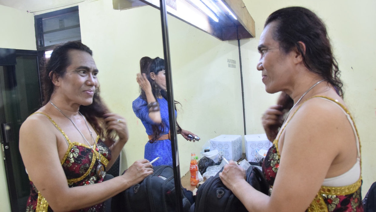 Kontroversi Kewajiban Sterilisasi Transgender di Jepang