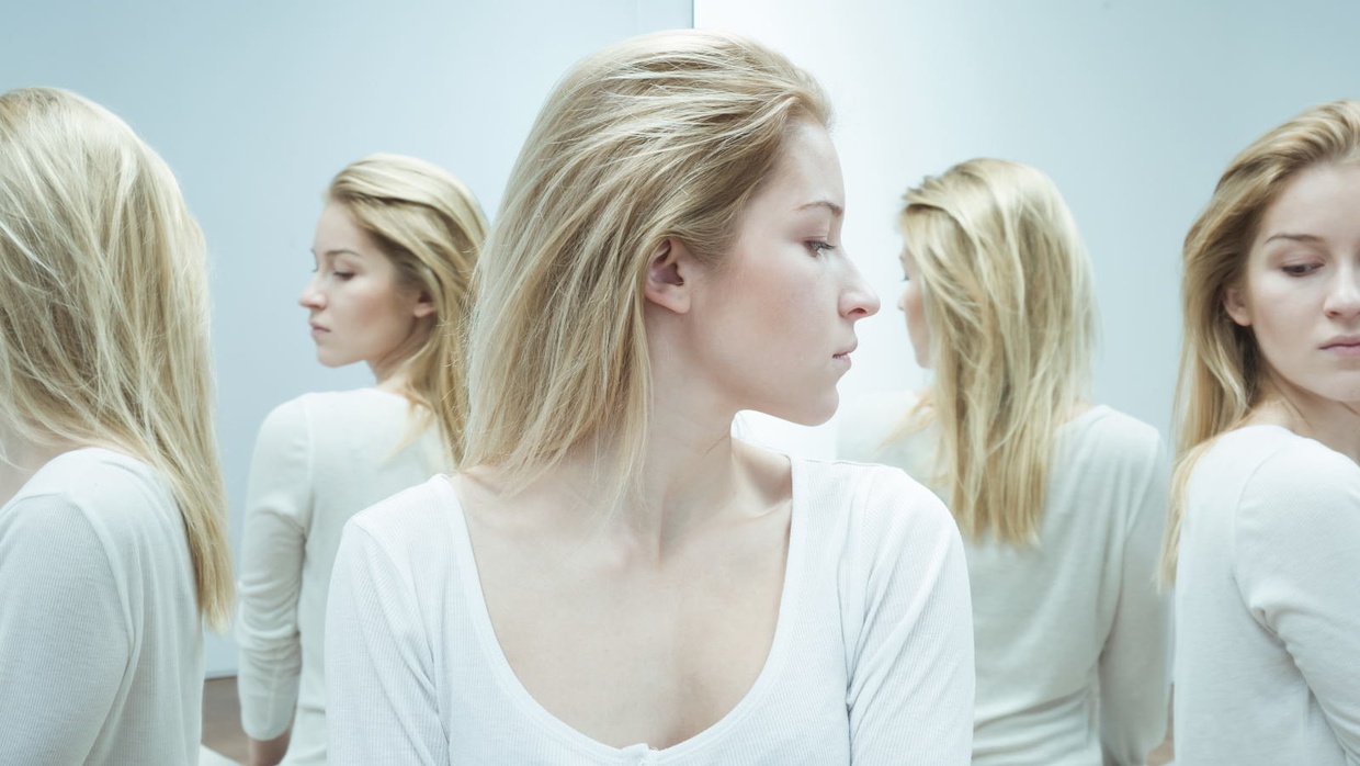 Apa Itu Bipolar yang Dialami Penyanyi Selena Gomez?