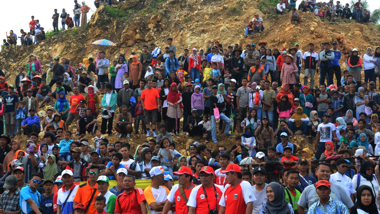 Apa Itu Dinamika Kependudukan di Indonesia & Contoh Dinamikanya