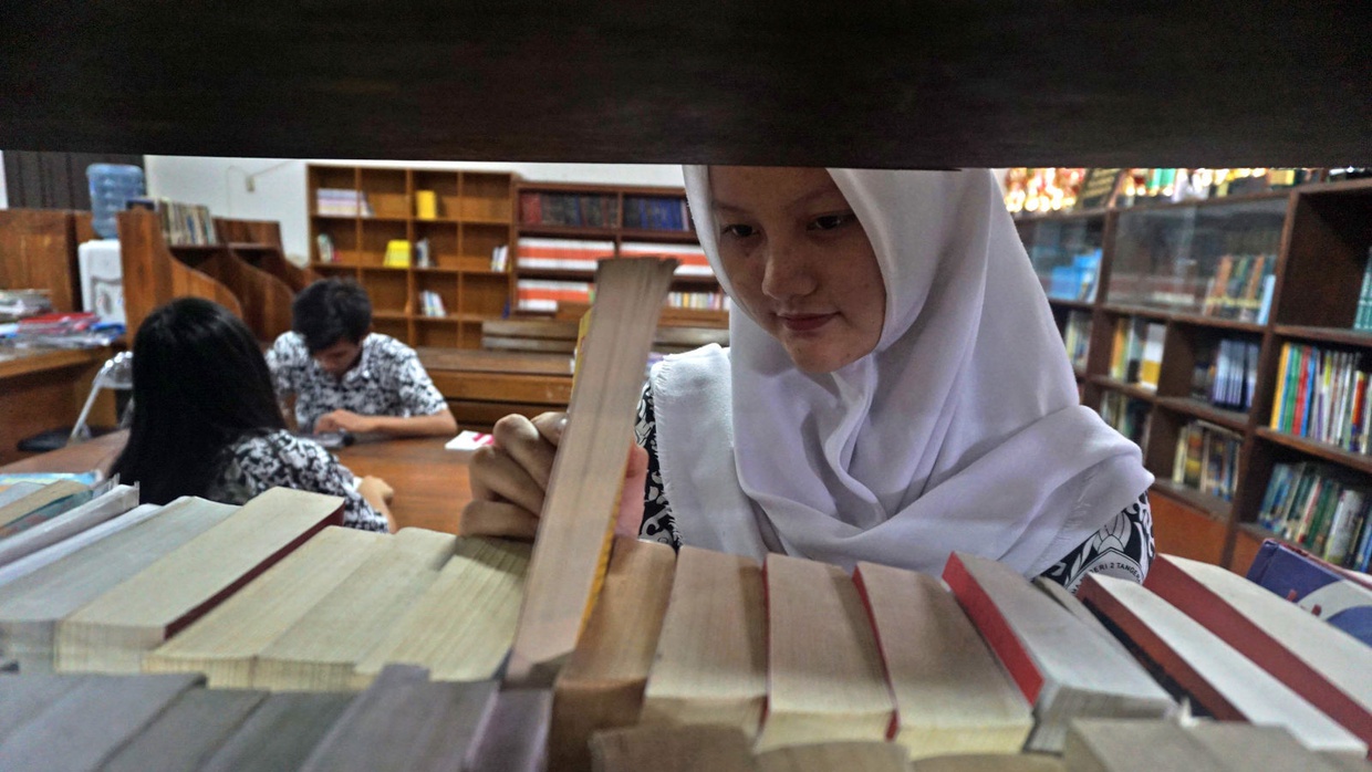 Siswa Sulbar Wajib Baca 20 Buku, Efektif Tingkatkan Literasi?