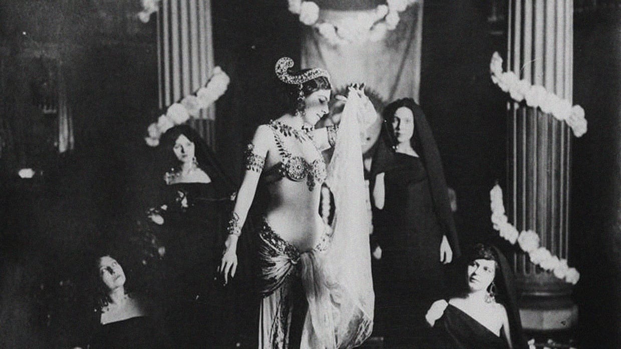 Skandal Asusila Orang Belanda di Zaman Kolonial Skandal Asusila Orang Belanda di Zaman Kolonial