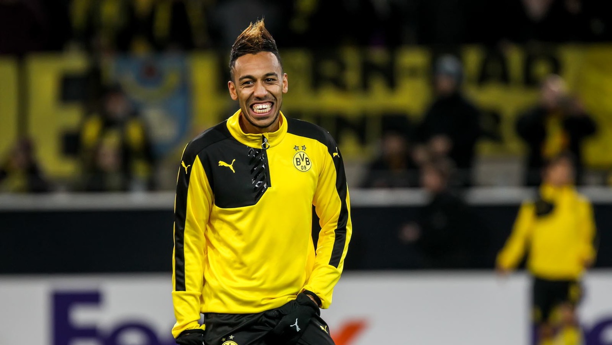 Aubameyang Lakukan Selebrasi Wakanda Forever untuk Chadwick Boseman