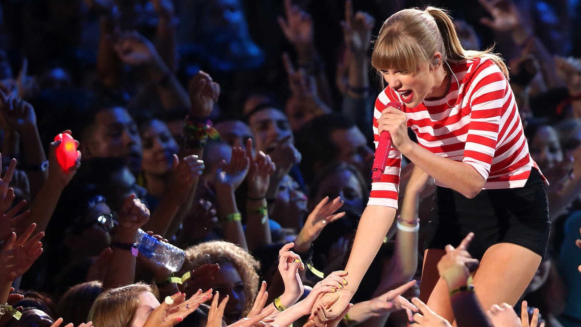 Taylor Swift Rilis Lagu Baru Bertajuk 'ME' Hari Ini Taylor Swift Rilis Lagu Baru Bertajuk 'ME' Hari Ini